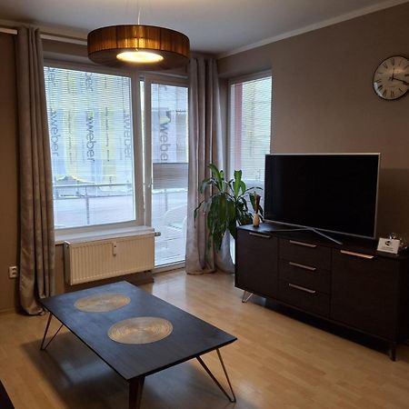 B2B Apartments イフラヴァ エクステリア 写真