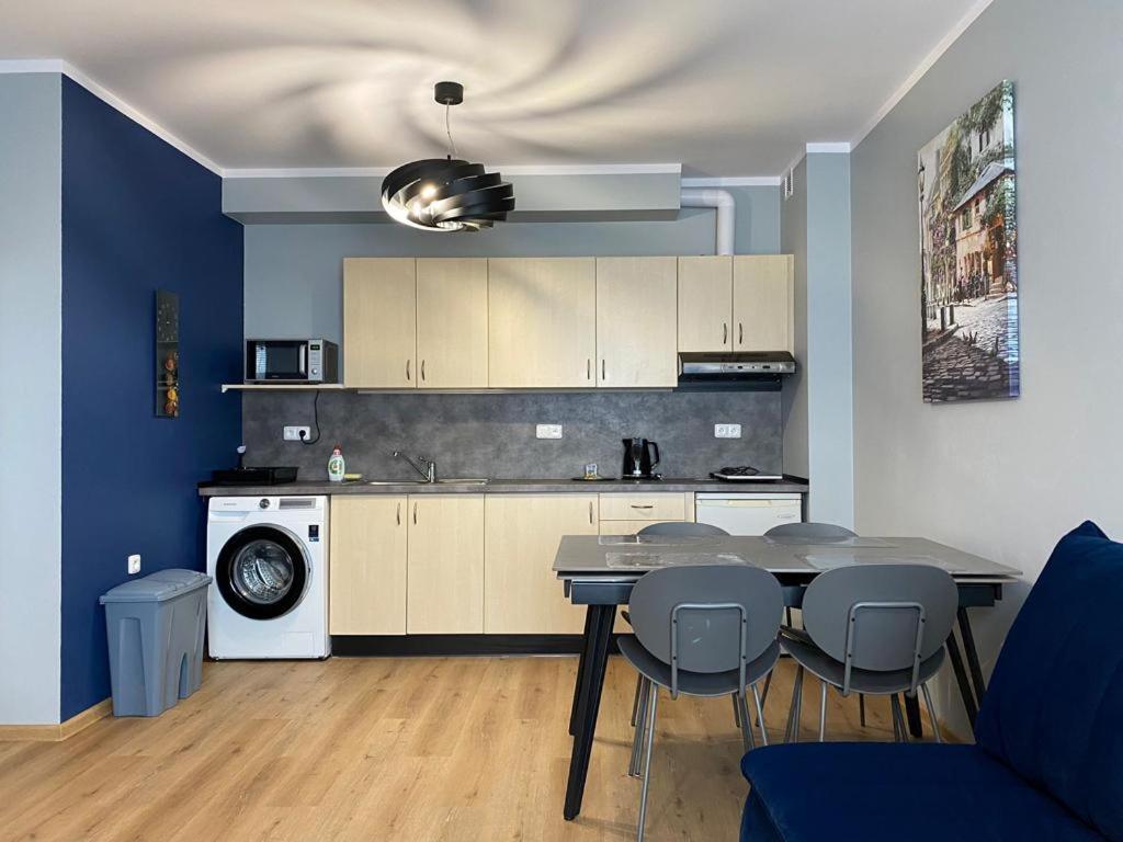 B2B Apartments イフラヴァ エクステリア 写真
