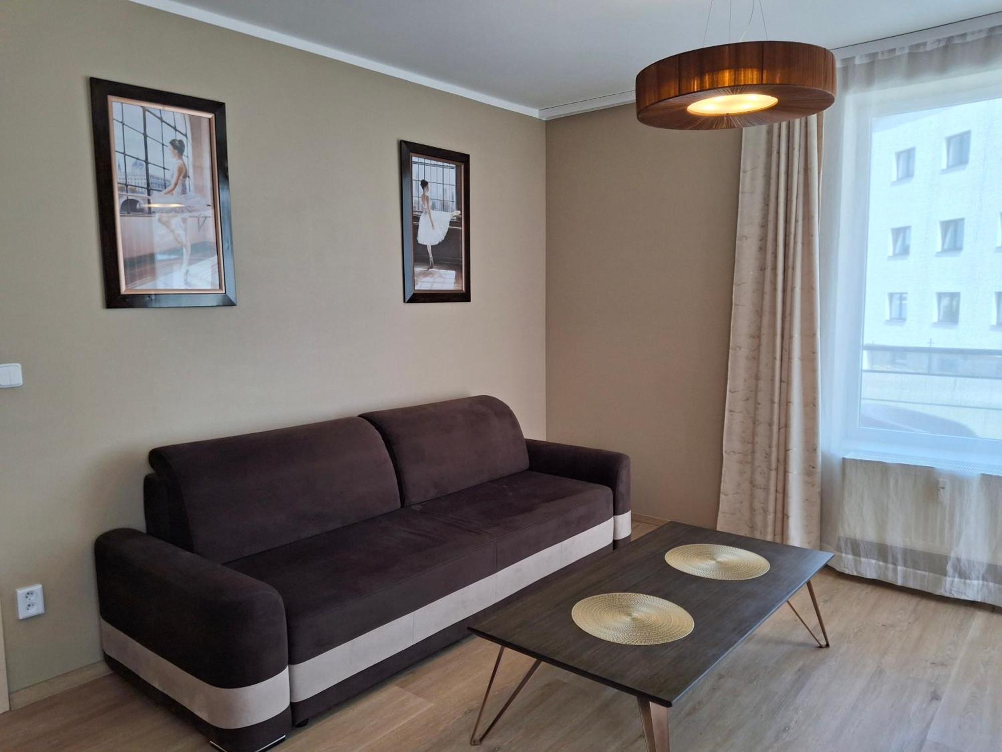 B2B Apartments イフラヴァ エクステリア 写真